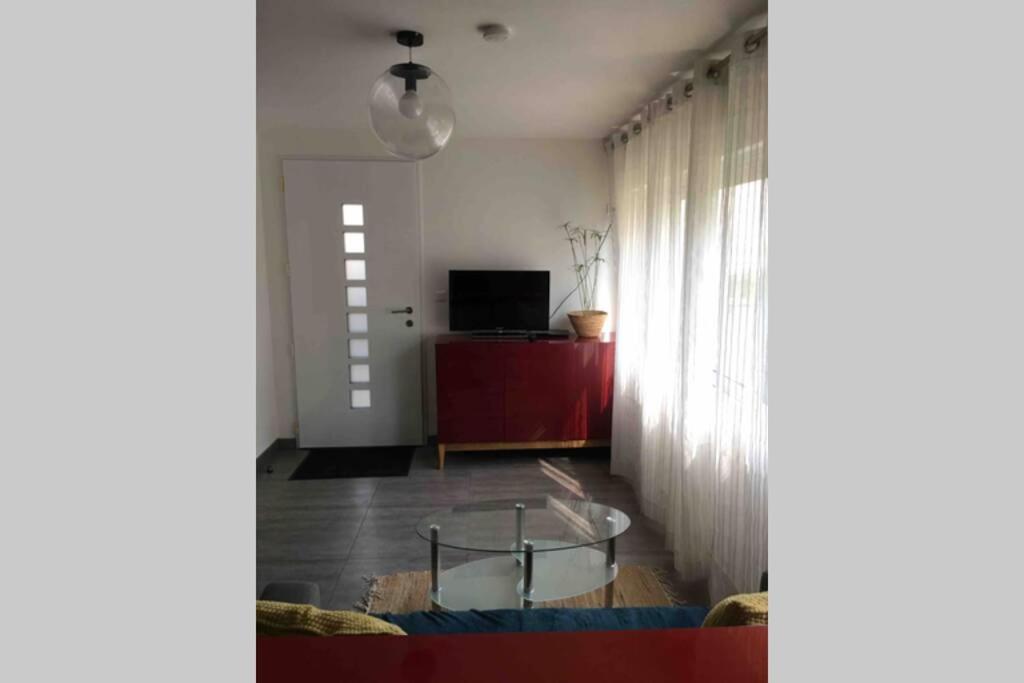 روان Bel Appartement En Rez De Jardin, 10Min Centre Et 300M Quais De Seine Wifi المظهر الخارجي الصورة